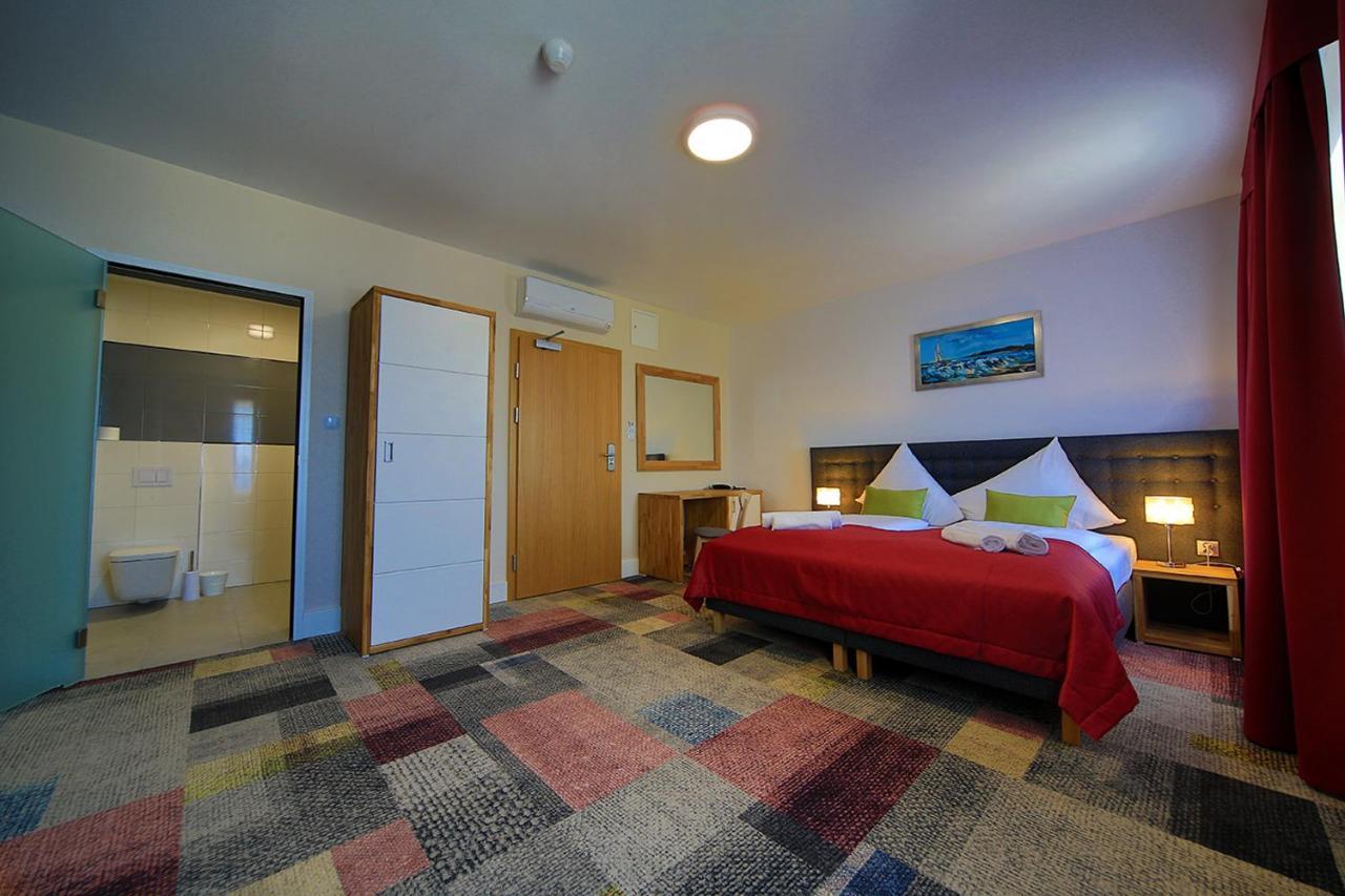 Marina Pallatium Kamien Pomorski Chambre photo